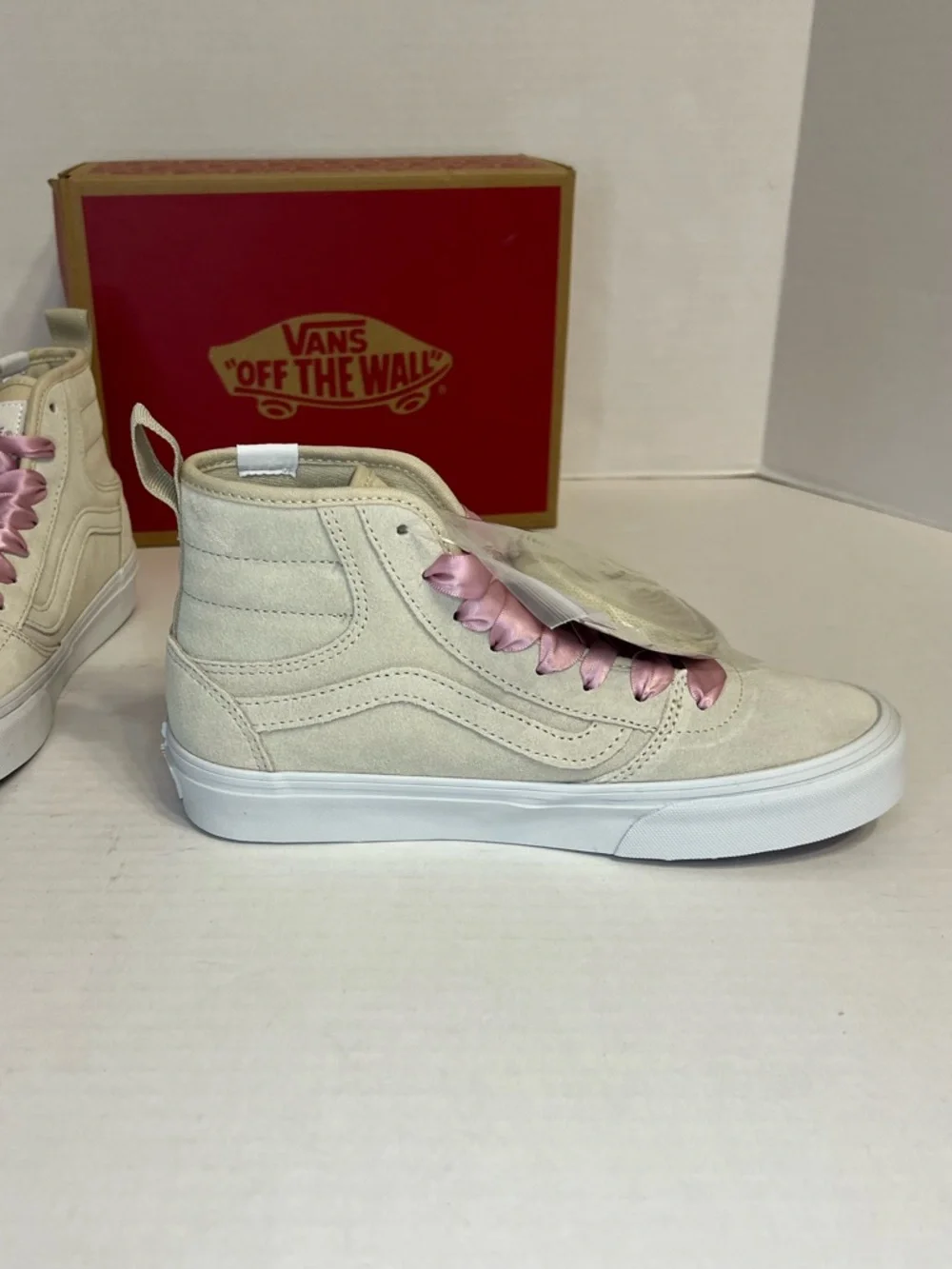 Vans Ashwood Hi Decon in the 